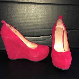 ALDO - Red suede Wedge Heels